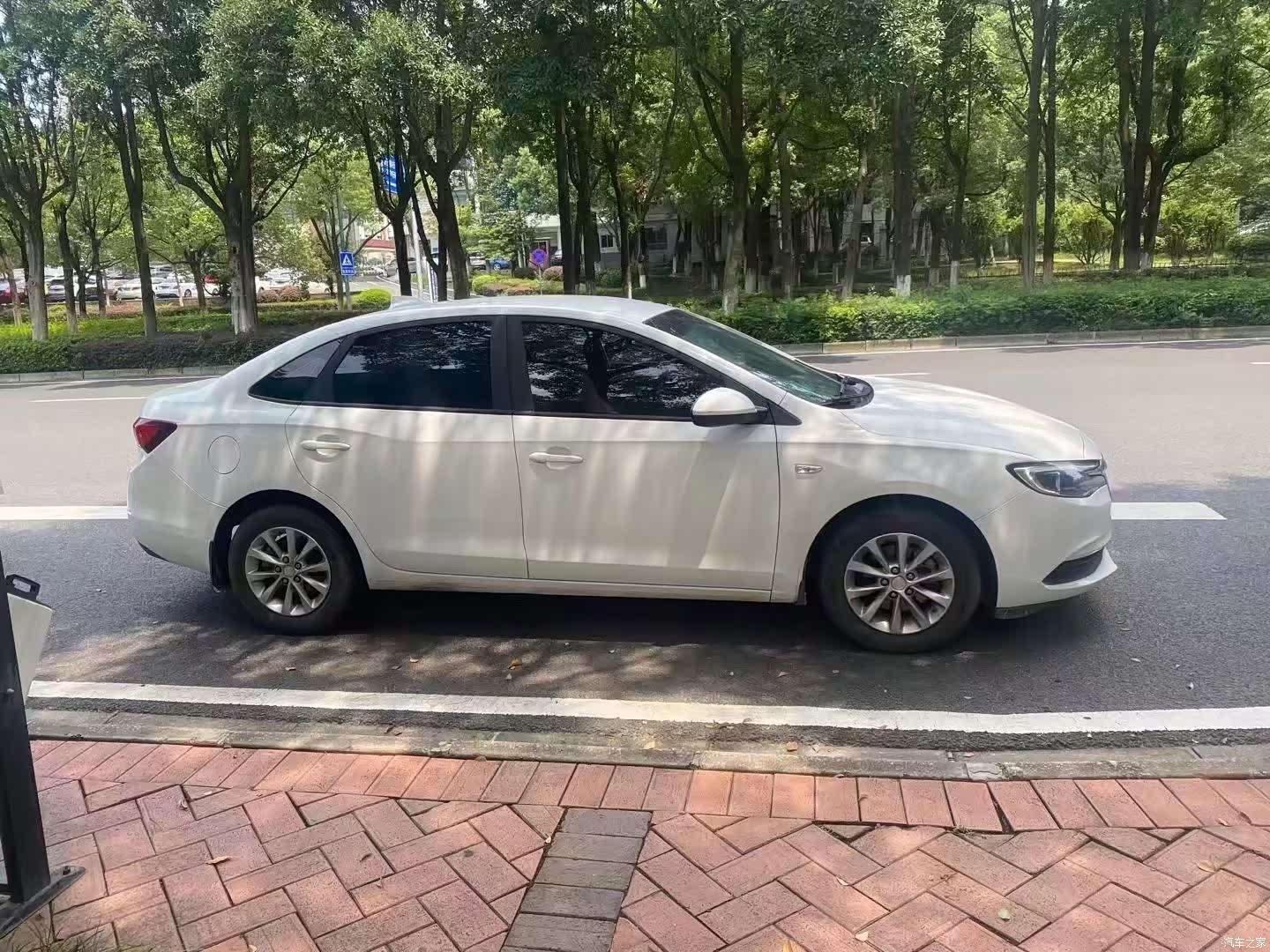 Buick V, 2018 4
