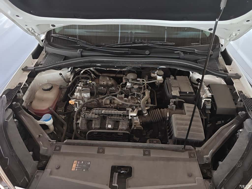 Roewe i5, 2024 16