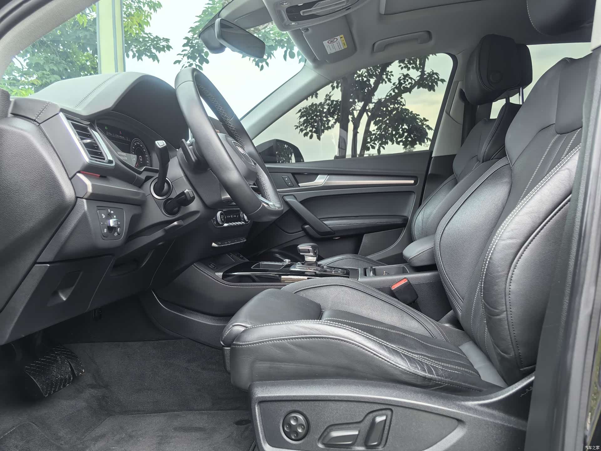 Audi Q5L, 2022 15
