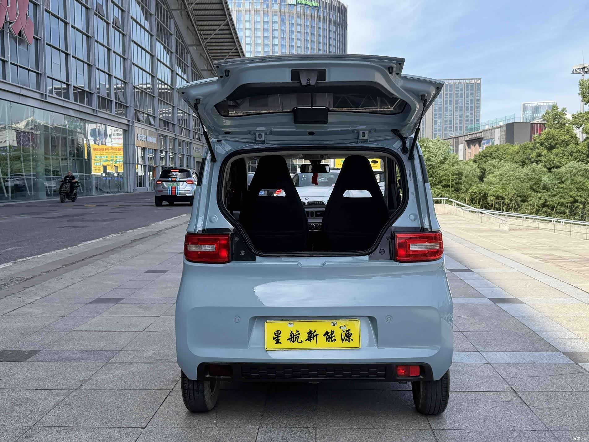 Wuling MINIEV, 2021 8