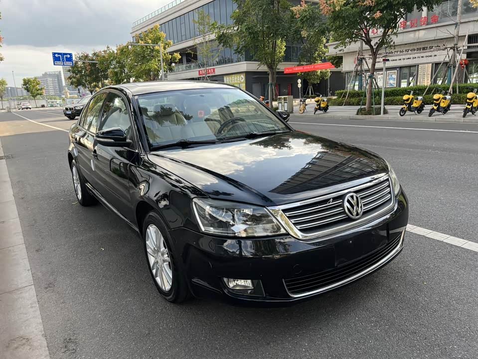 Volkswagen Passat Lingyu