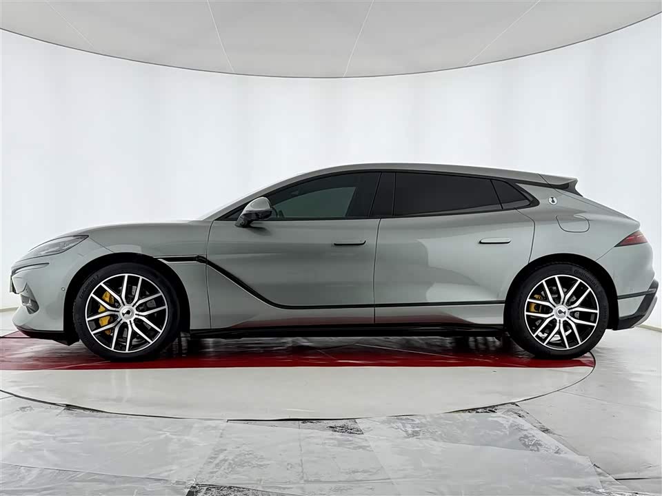 Denza Z9GT Denza Z9GT