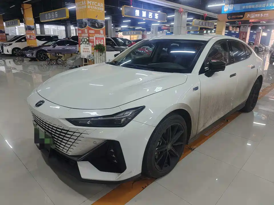 Changan UNI-V Smart iDD