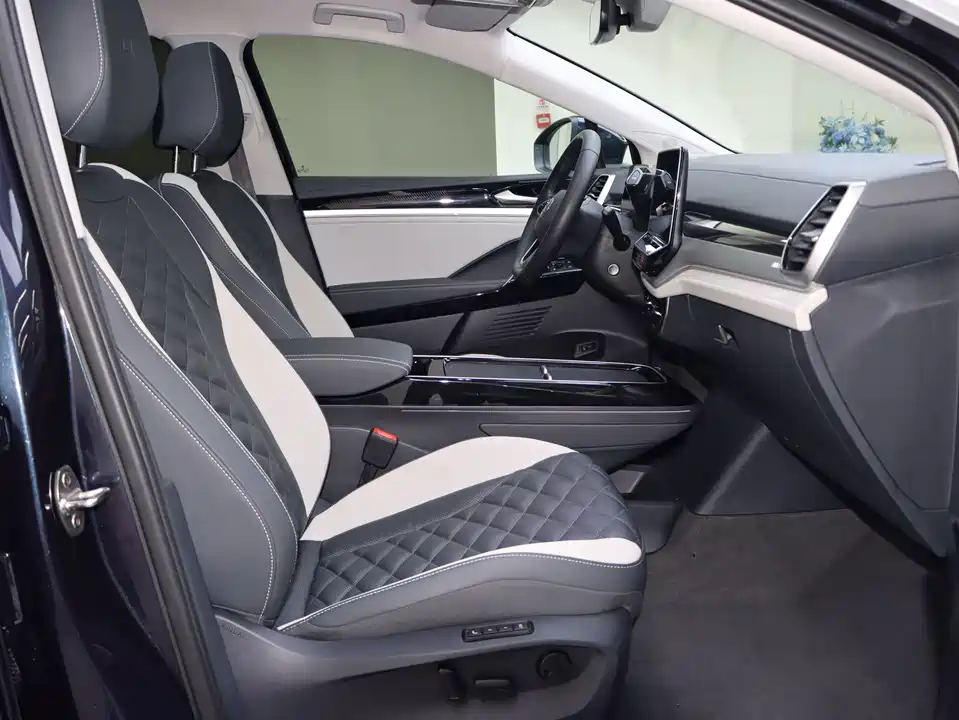 Volkswagen ID.6 CROZZ