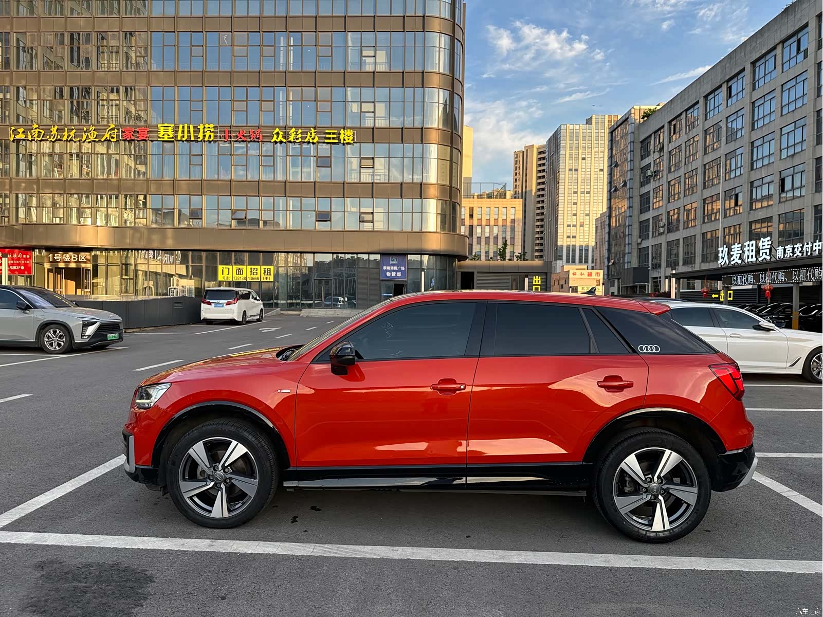 Audi Q2L, 2021 4