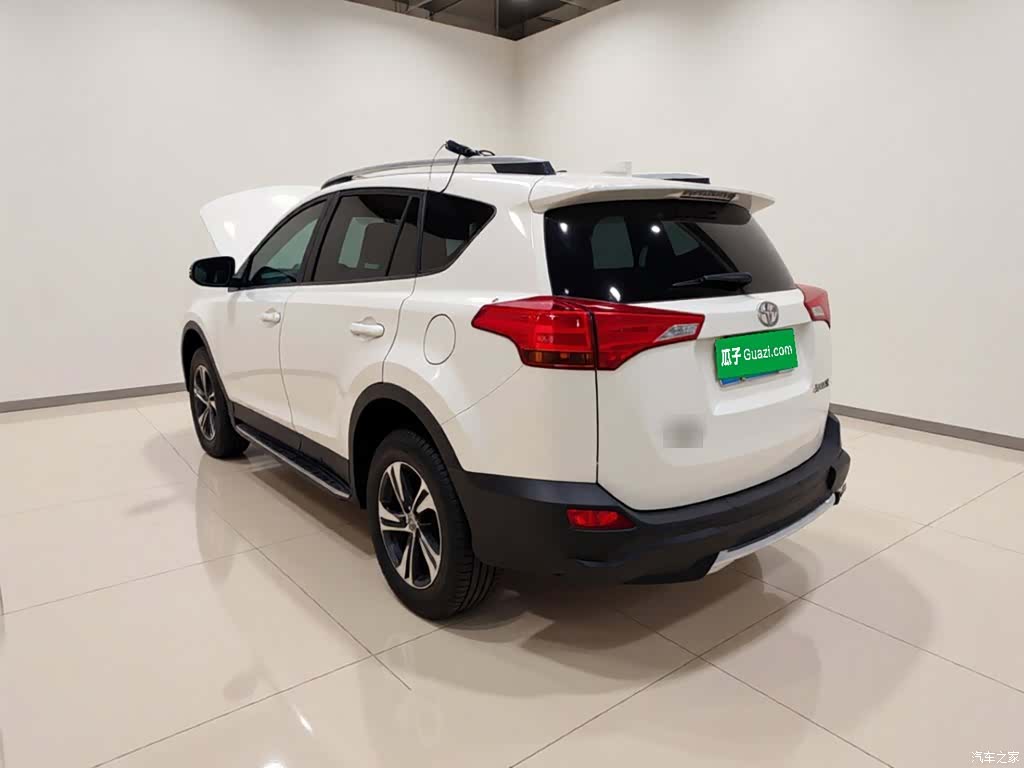 Toyota RAV4, 2016 4