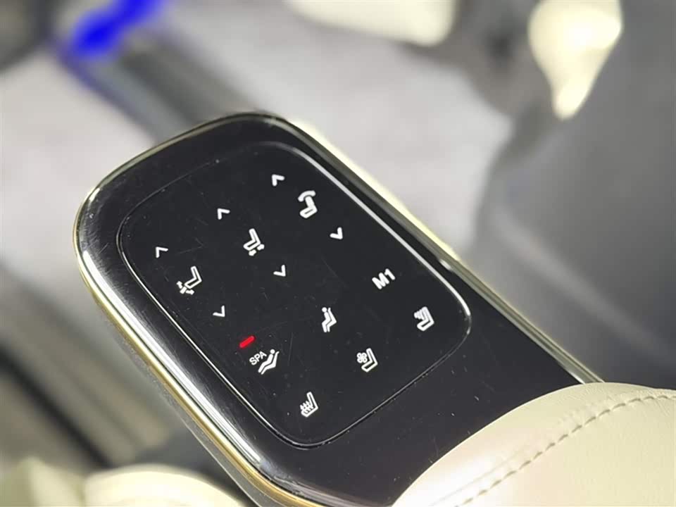Trumpchi Trumpchi M8