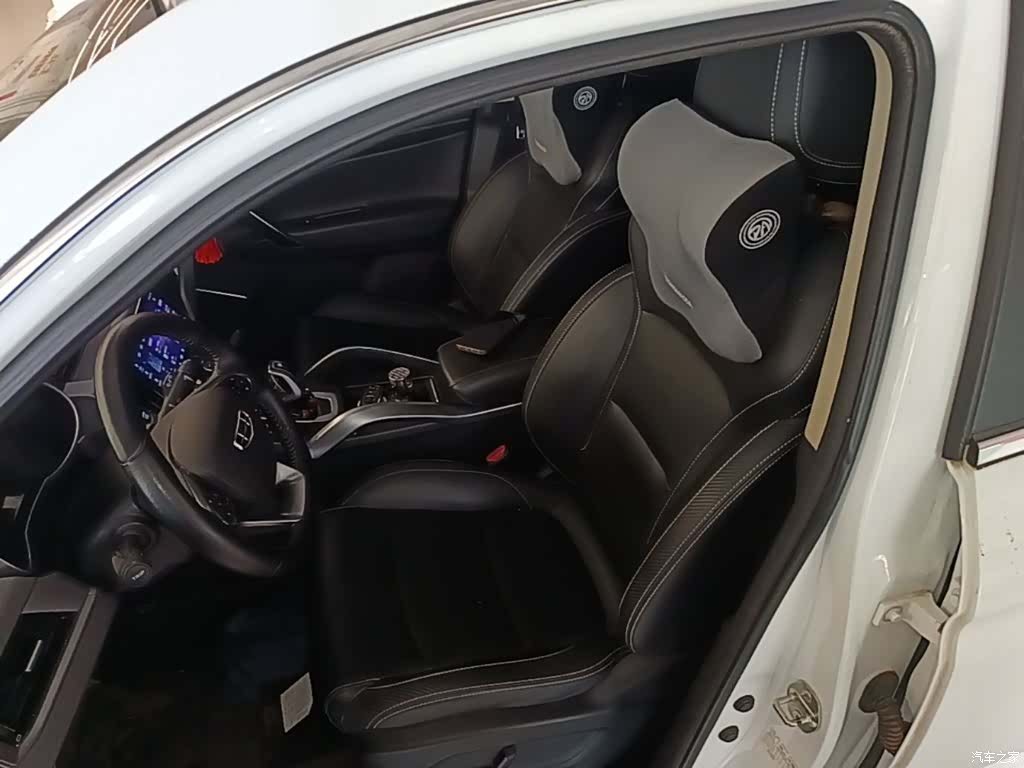 Geely Boyue, 2021 15