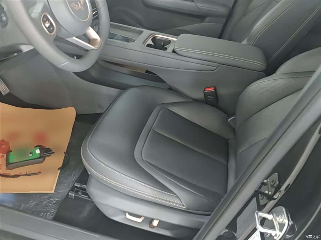 Wuling Starlight, 2025 15