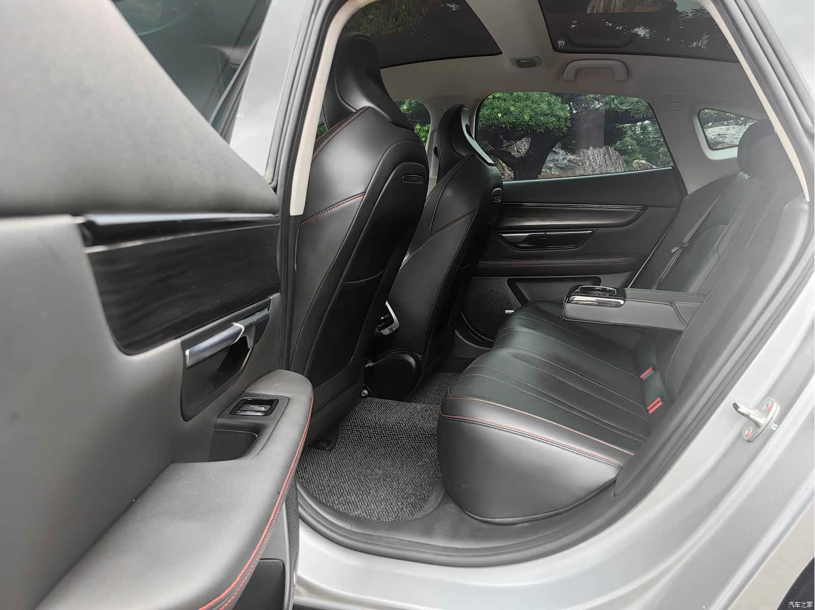 Xpeng P7, 2021 18