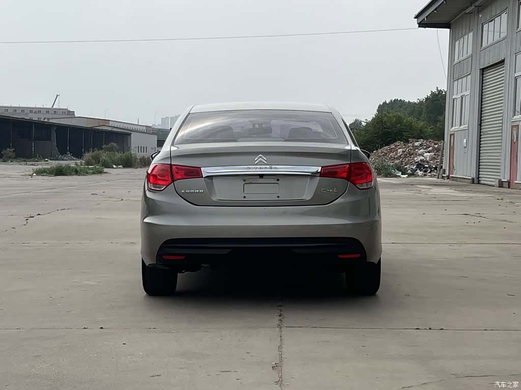 Citroen C4, 2015 все фото