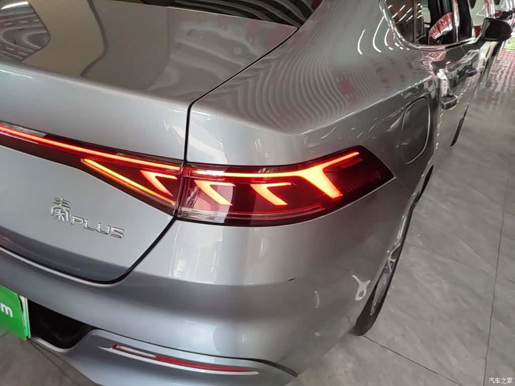 BYD Qin, 2022 8