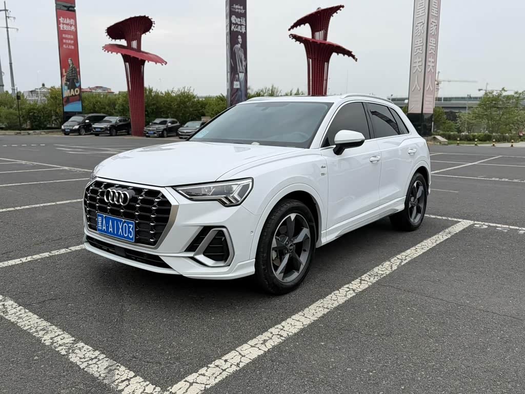 Audi Q3 2022 35 TFSI Fashion