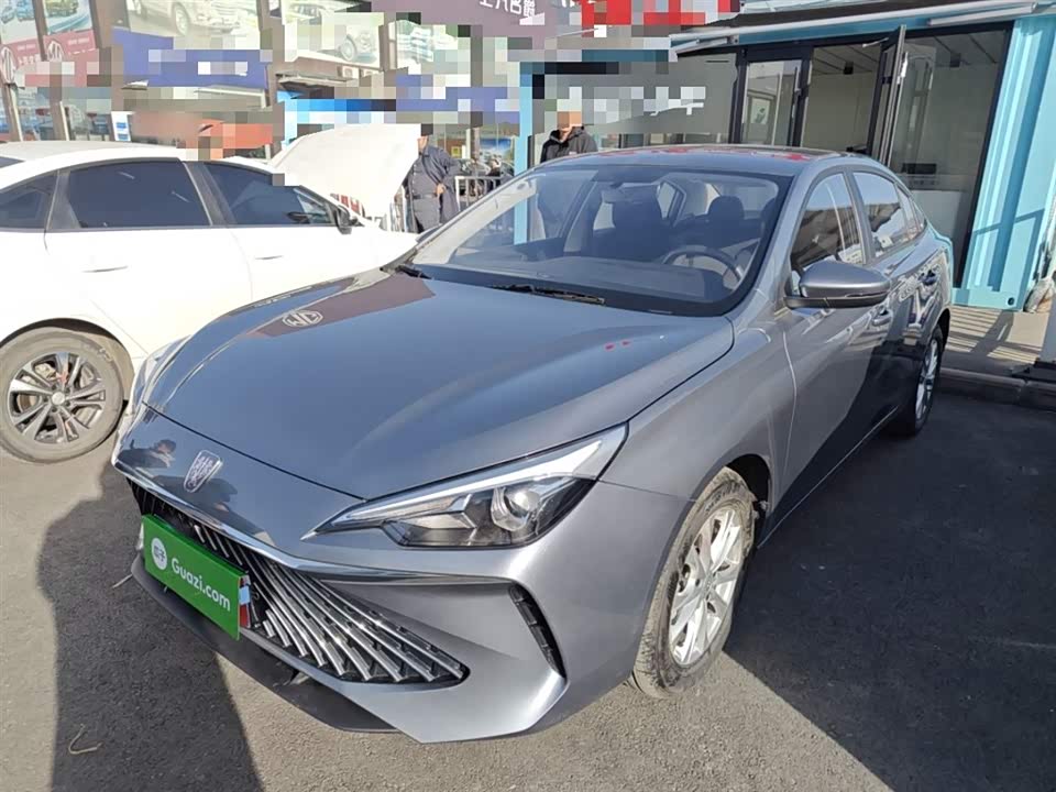 Roewe i5