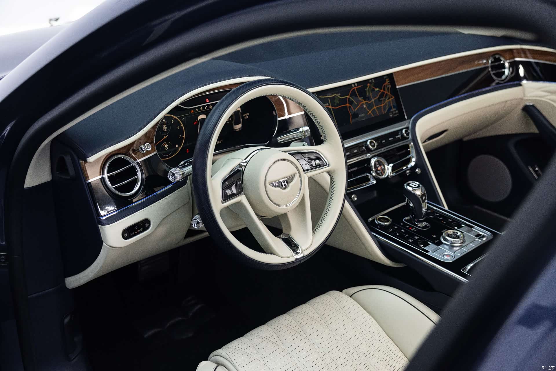 Bentley Flying Spur, 2020 9