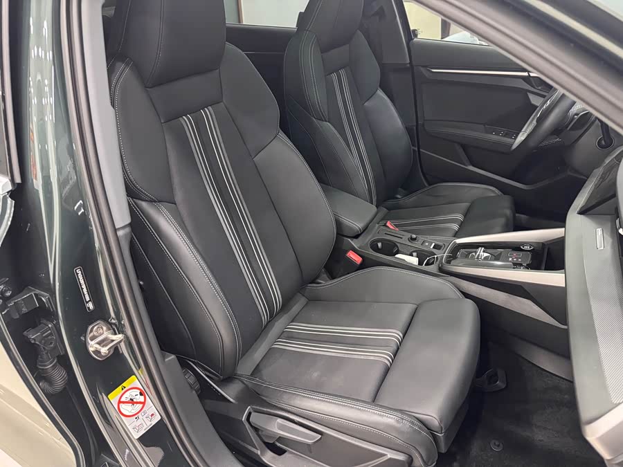 Audi A3 2023, фото 9