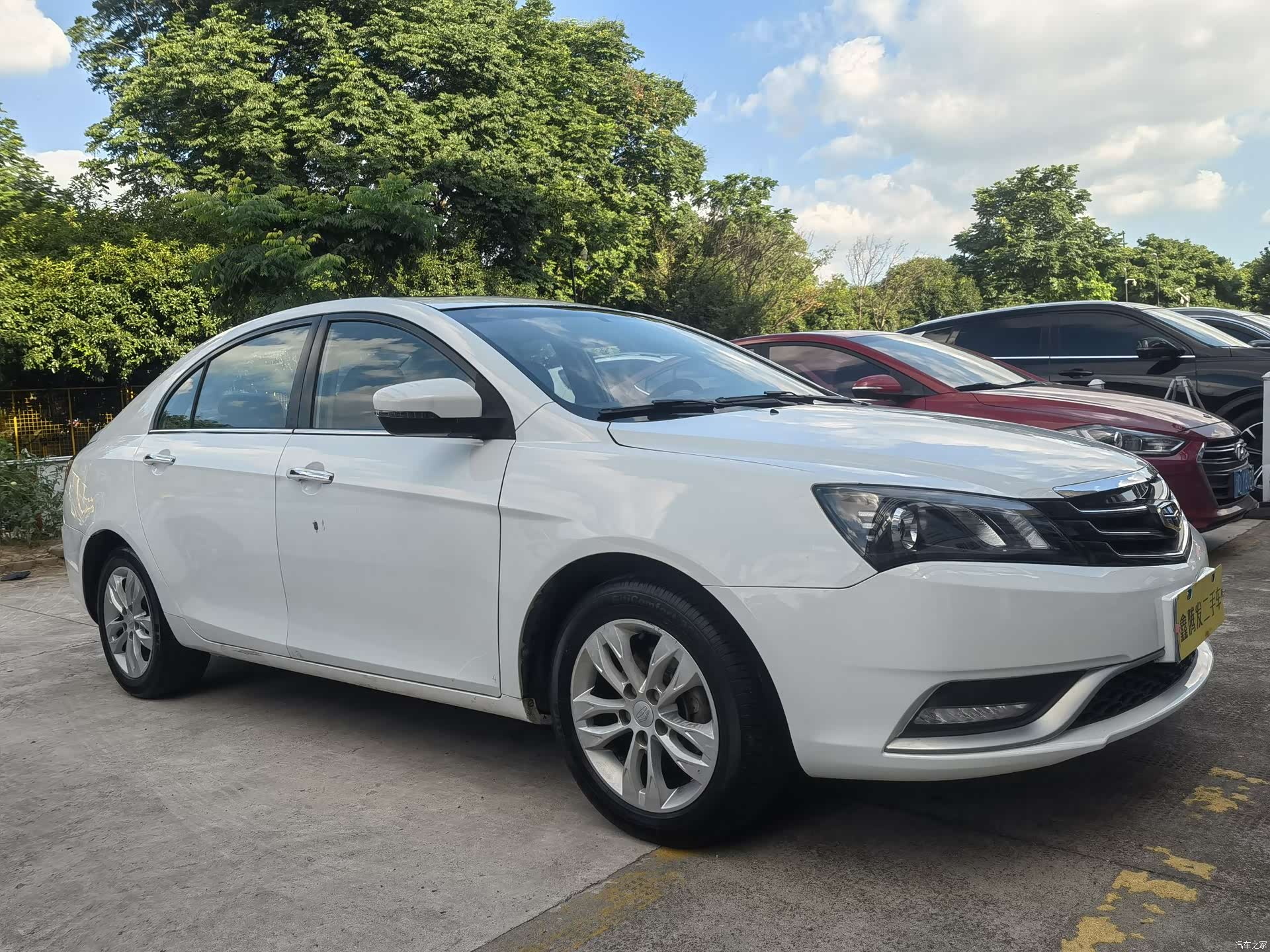 Geely Emgrand, 2015 3