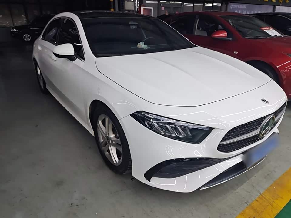 Mercedes-Benz Class A Mercedes-Benz Class A