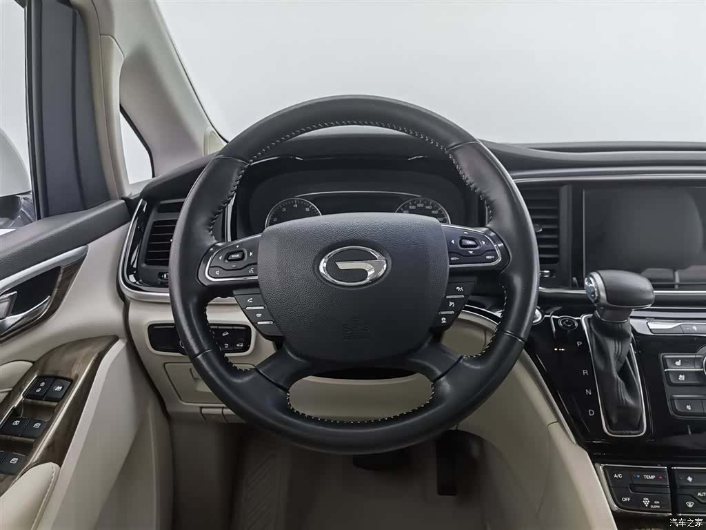 Trumpchi M8, 2018 11