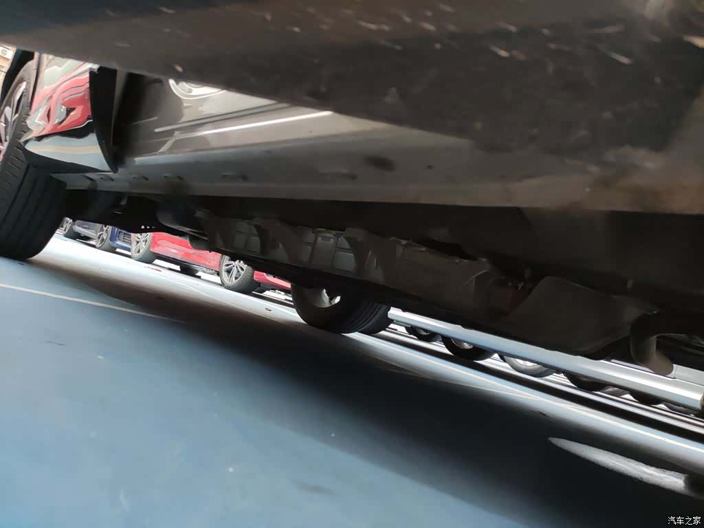 Roewe RX5, 2023 17