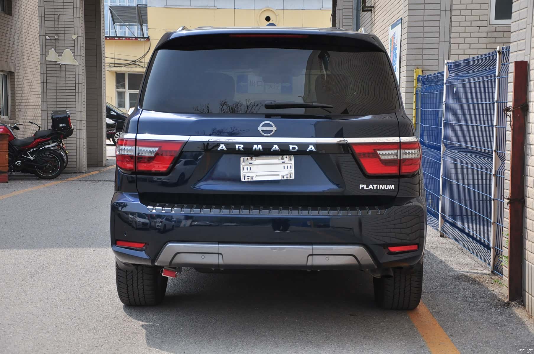 Nissan Patrol, 2022 6