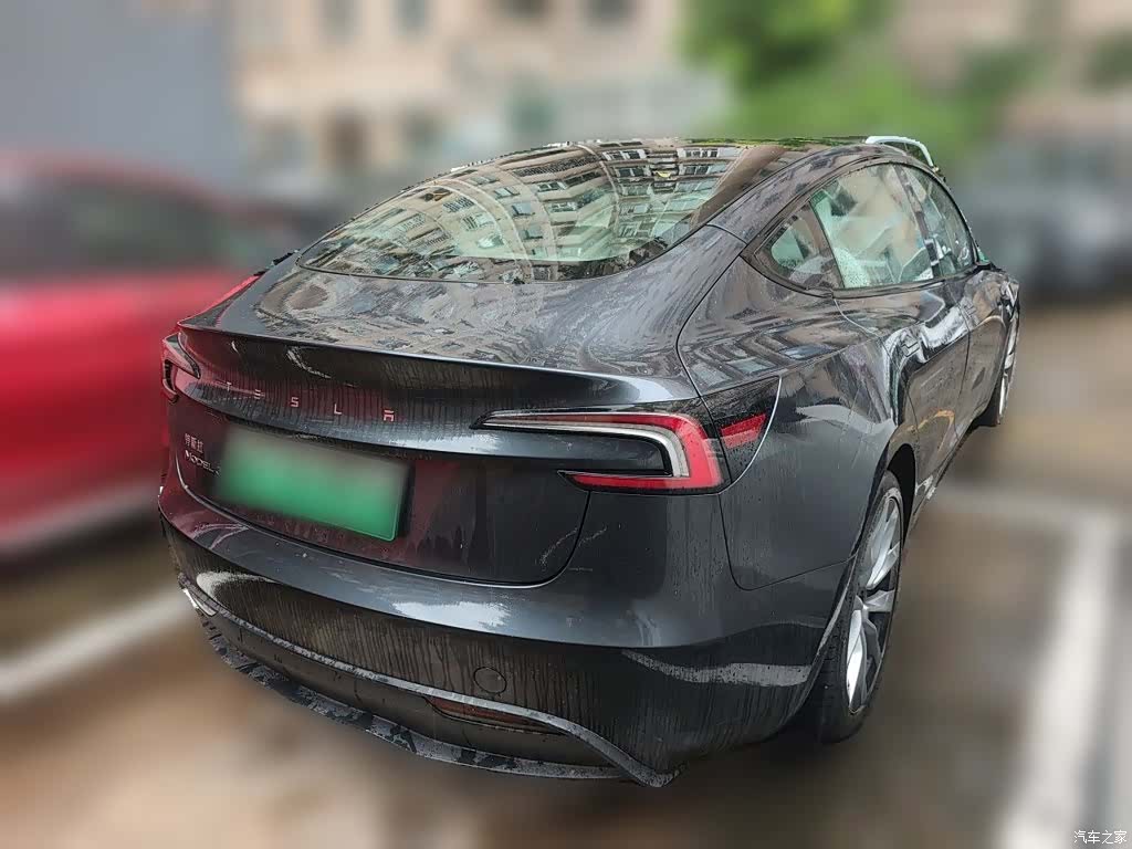 Tesla Model 3, 2024 4