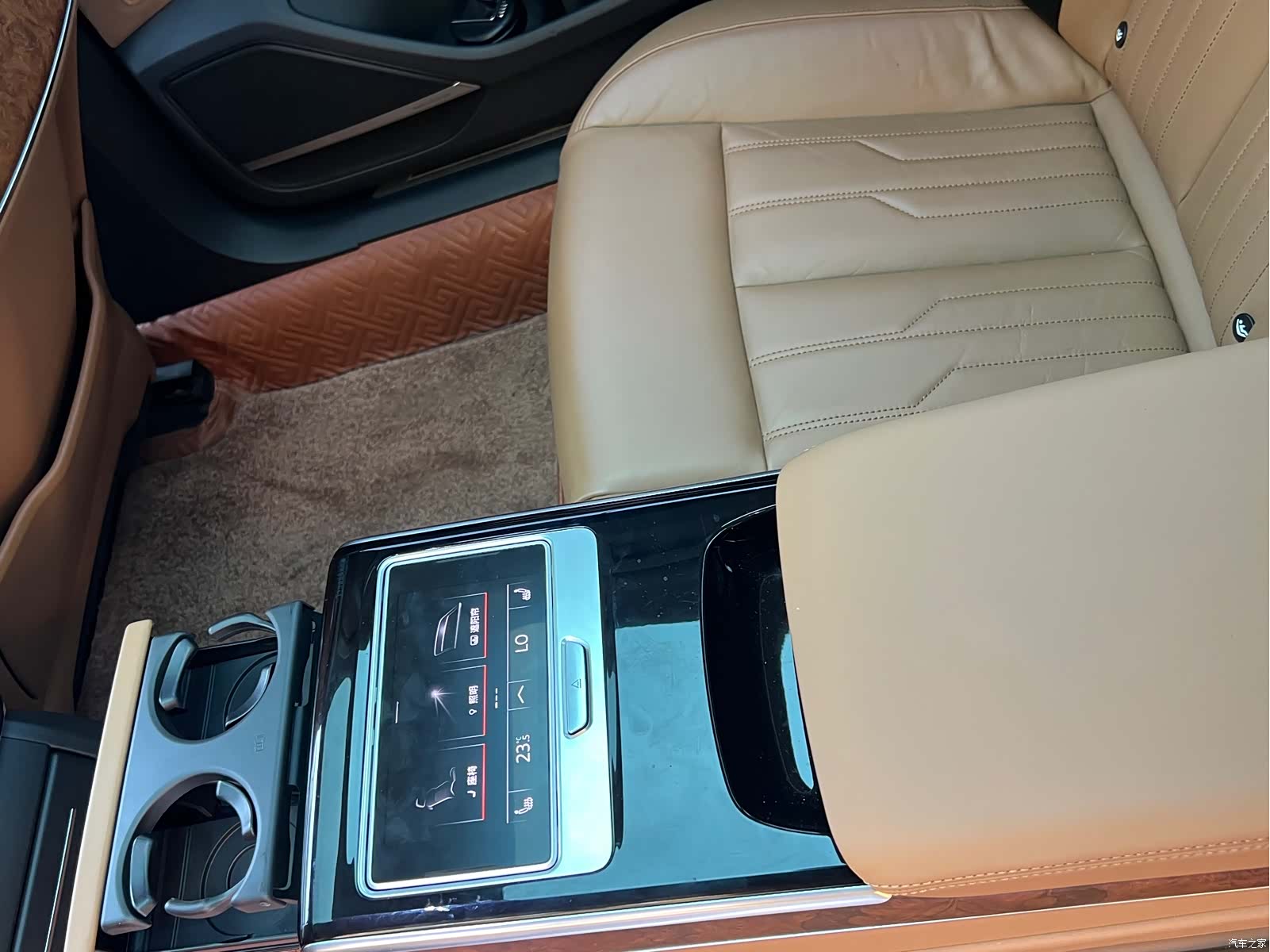 Audi A8L, 2019 14
