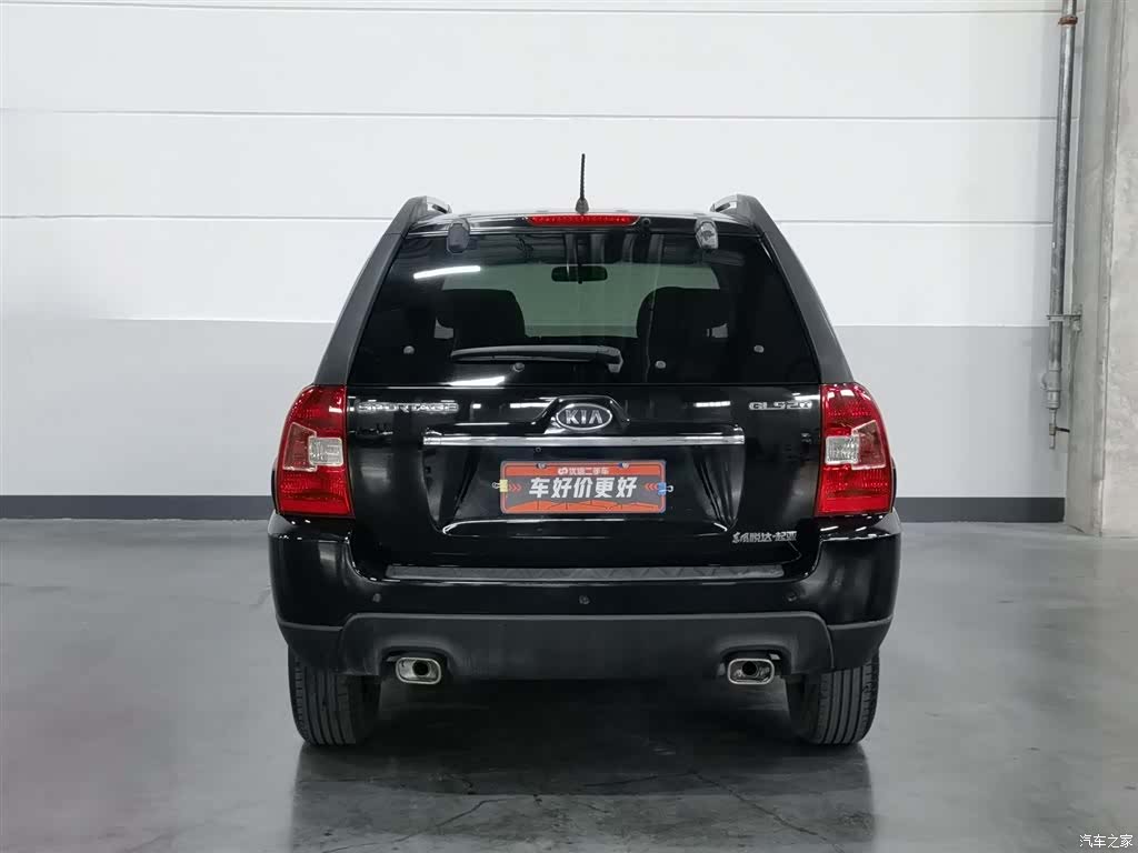Kia GLS, 2013 4