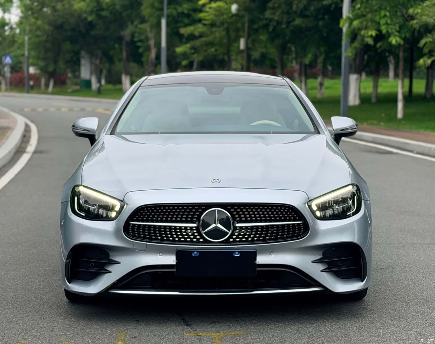 Mercedes-Benz E-Class, 2022 2