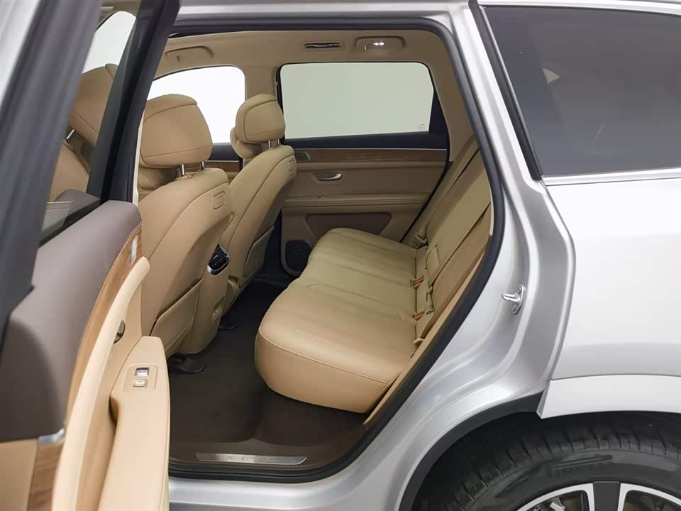 AITO Ask the world M7