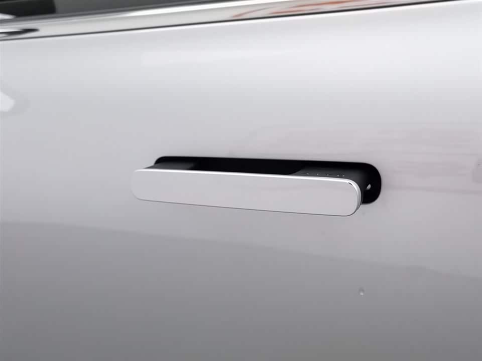 AITO Ask the world M7