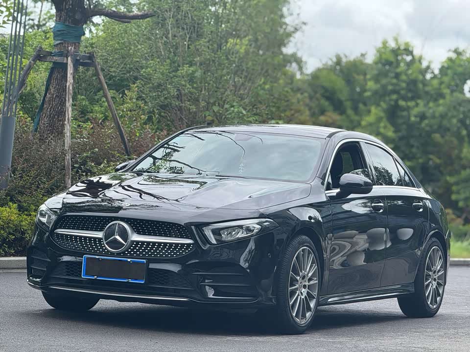 Mercedes-Benz Class A Mercedes-Benz Class A
