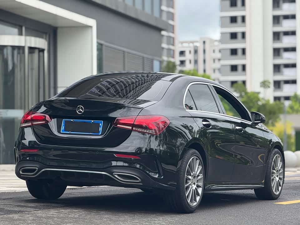 Mercedes-Benz Class A Mercedes-Benz Class A