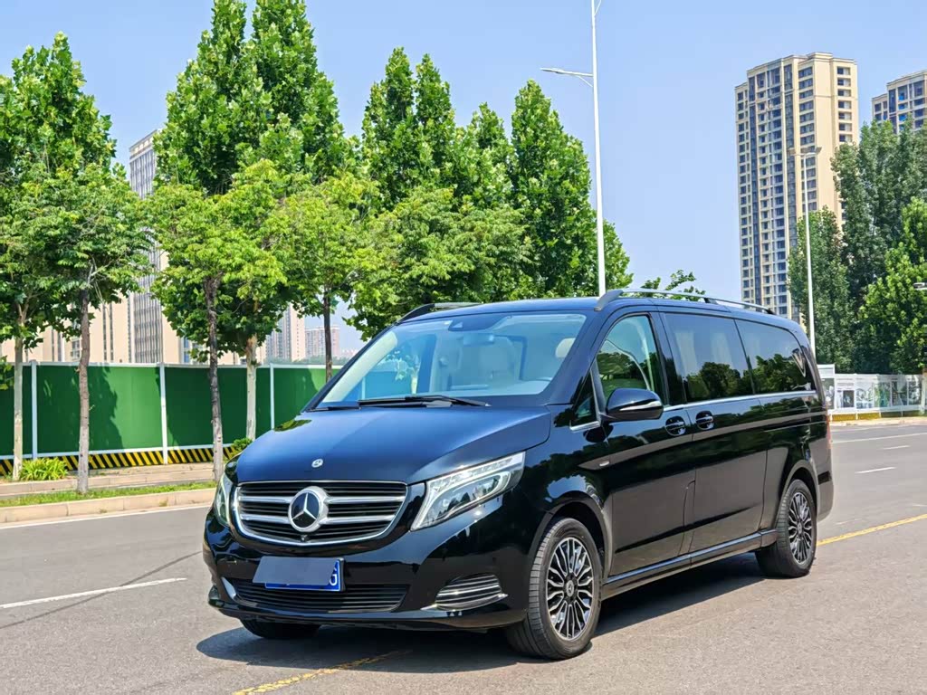 Mercedes-Benz V-Class