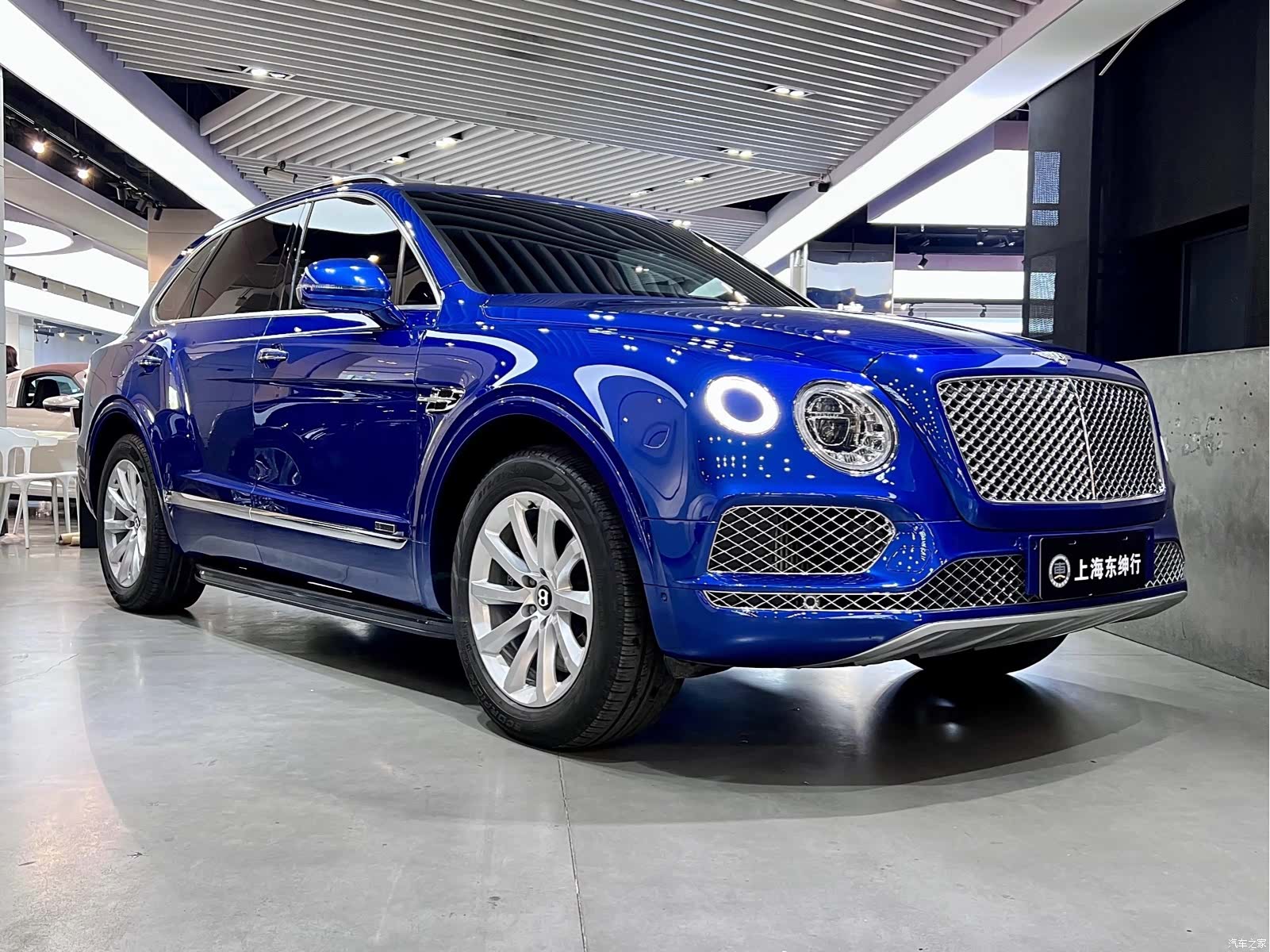 Bentley Bentayga, 2017 3