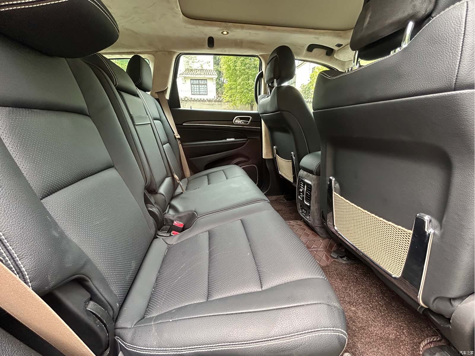 Jeep Grand Cherokee, 2018 12