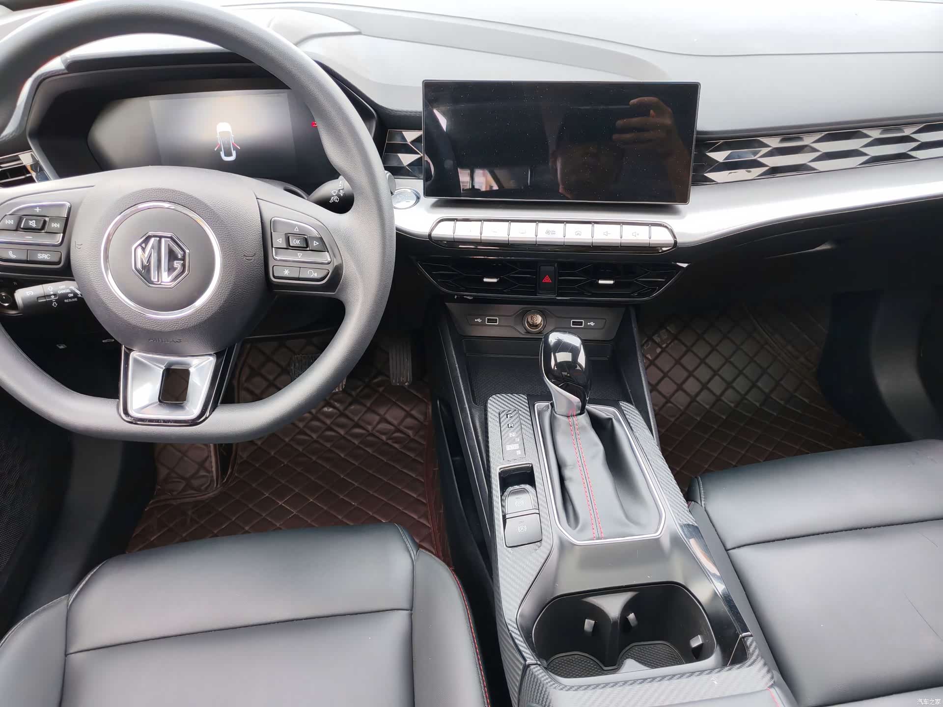 MG MG5, 2021 7