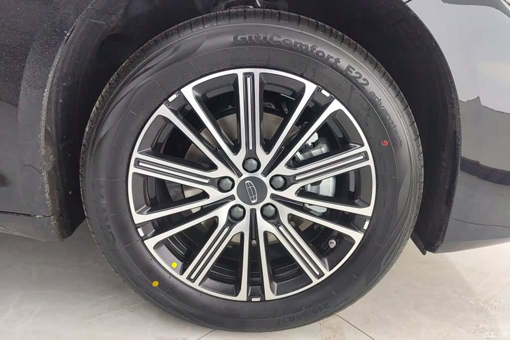 Geely Preface, 2026 6