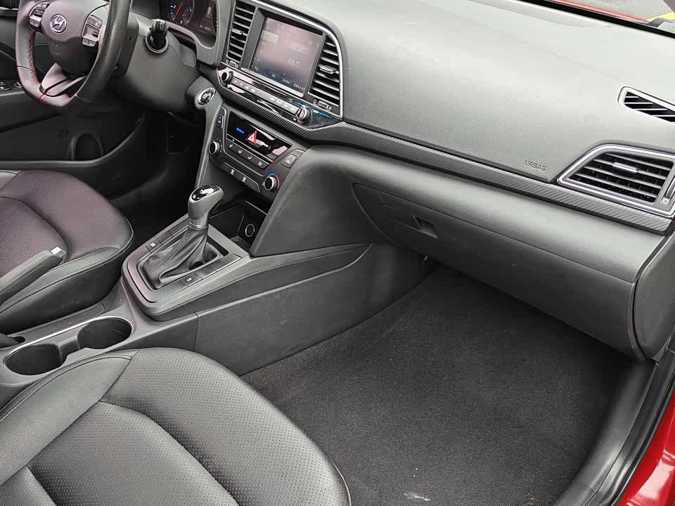 Hyundai Lead