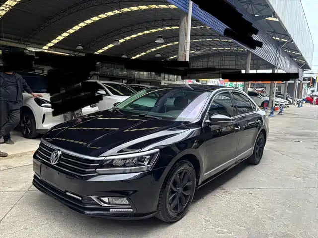 Volkswagen Passat 2019 — купить из Китая под заказ