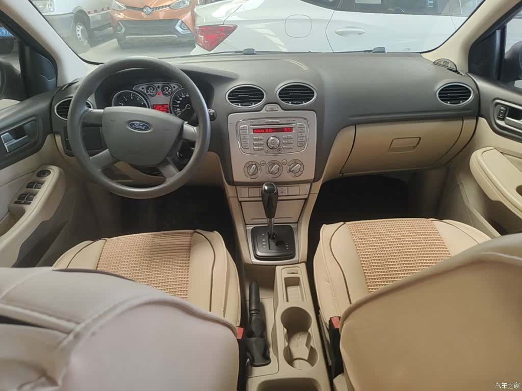 Ford Focus, 2014 6