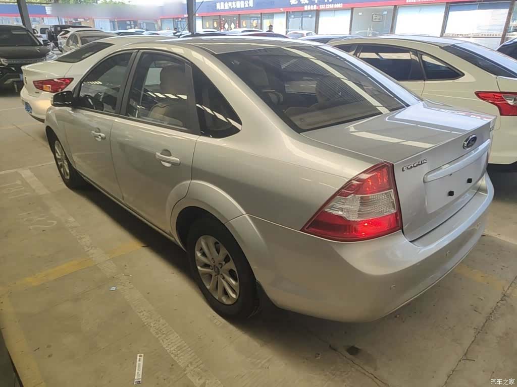 Ford Focus, 2014 23