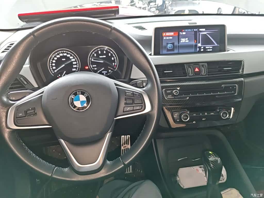 BMW X1, 2018 10