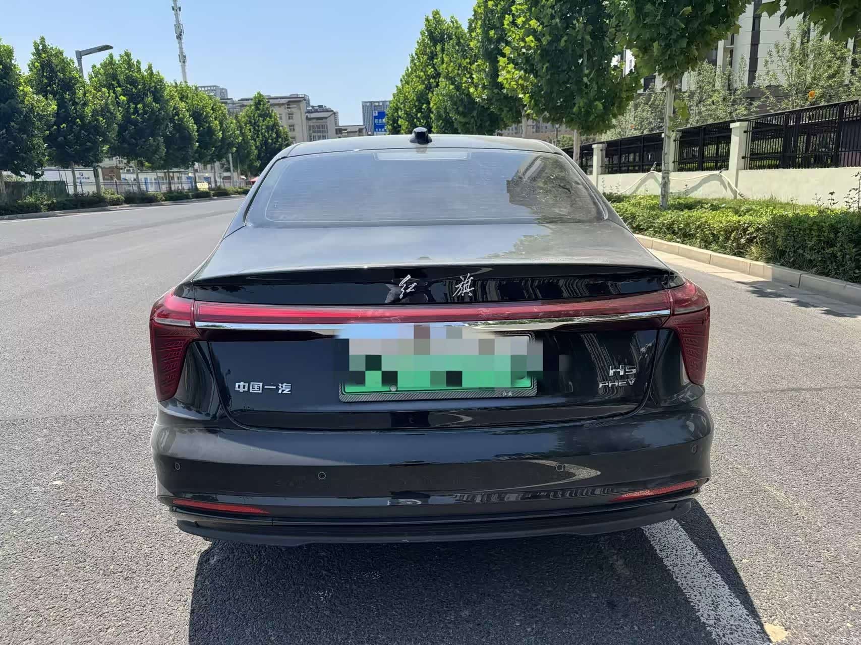 Hongqi H5, 2025 8