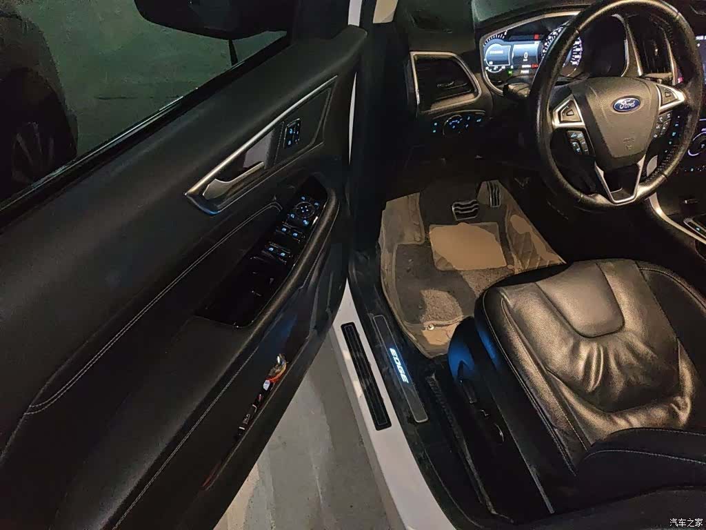 Ford Edge, 2017 12