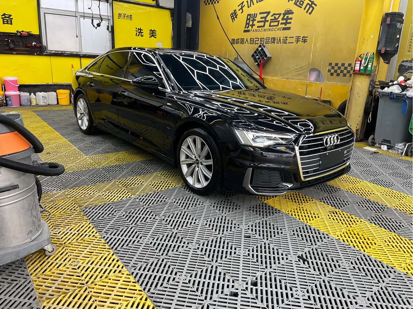 Audi A6L, 2022 3