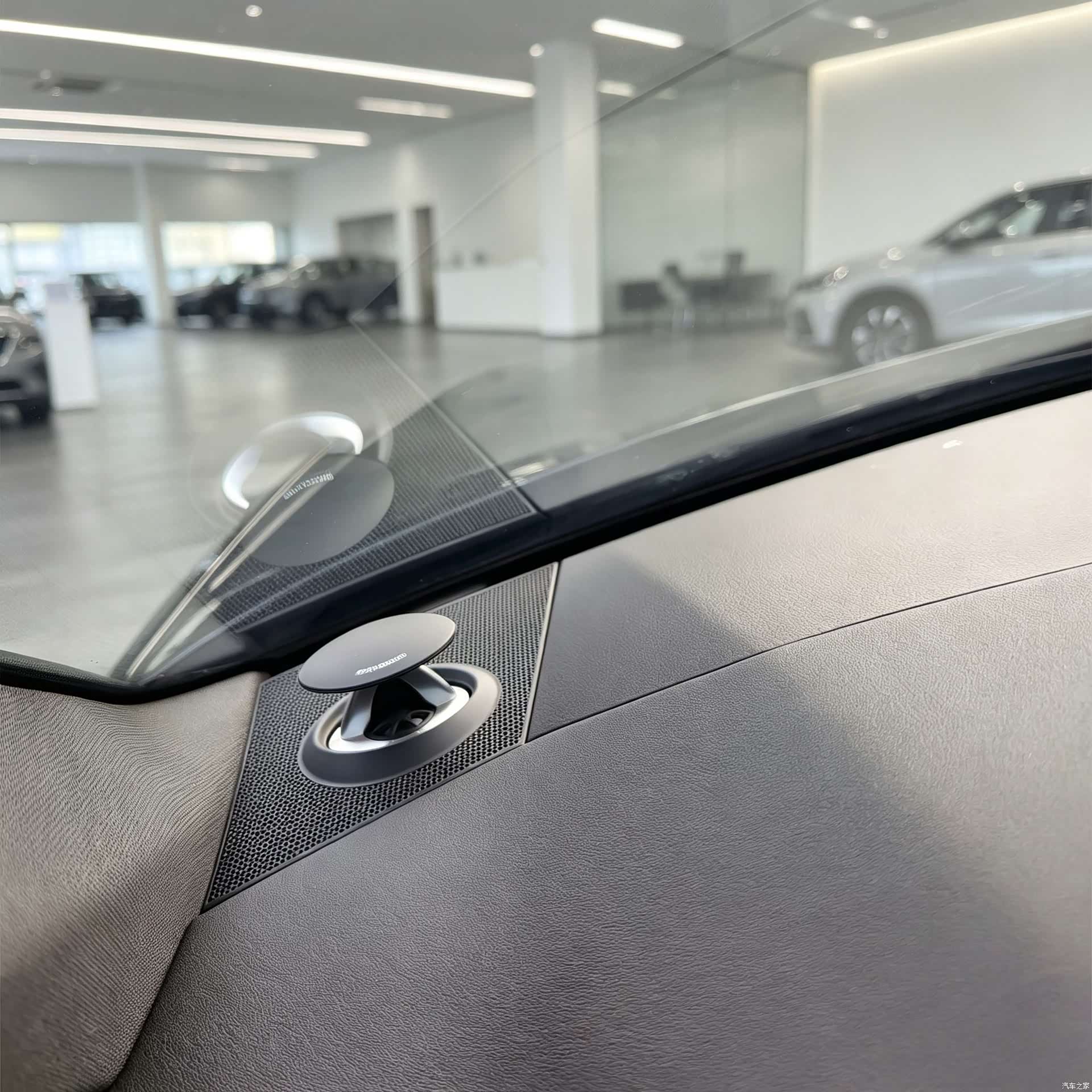 Audi A6L, 2023 13
