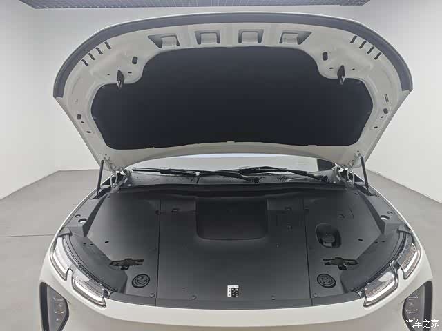 NIO EC6, 2024 13