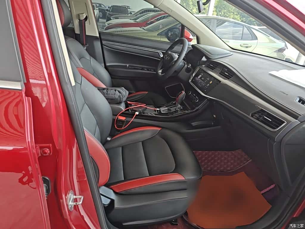 Geely Emgrand, 2020 25
