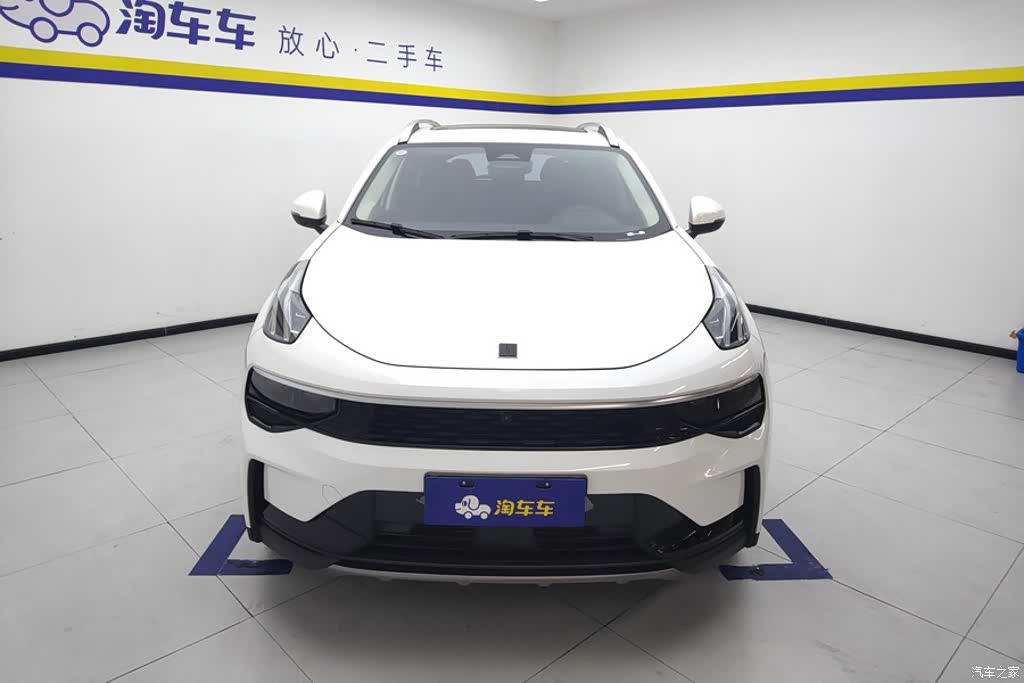 Lynk & Co 01, 2024 2